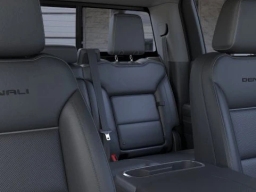 GMC Sierra 1500 Denali 4WD Crew Cab 157" 2026
