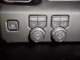 GMC Sierra 1500 Denali 4WD Crew Cab 147" 2026