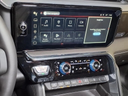 GMC Sierra 1500 Denali 4WD Crew Cab 147" 2026