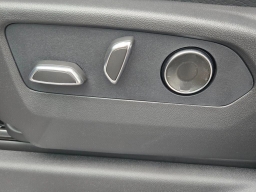 GMC Sierra 1500 Denali 4WD Crew Cab 157" 2026