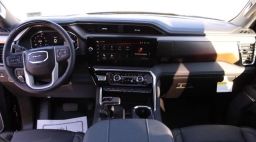 GMC Sierra 1500 Denali 4WD Crew Cab 147" 2026