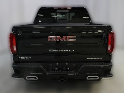 GMC Sierra 1500 Denali 4WD Crew Cab 147" 2026