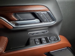 GMC Sierra 1500 Denali Ultimate 4WD Crew Cab 147" 2026