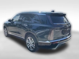 Cadillac VISTIQ Luxury AWD 4dr 2026