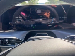 Cadillac VISTIQ Luxury AWD 4dr 2026