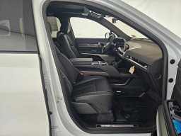 Cadillac VISTIQ Luxury AWD 4dr 2026