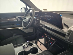 Cadillac VISTIQ Luxury AWD 4dr 2026