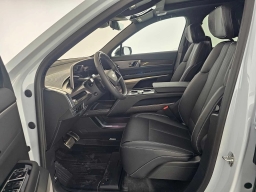 Cadillac VISTIQ Luxury AWD 4dr 2026