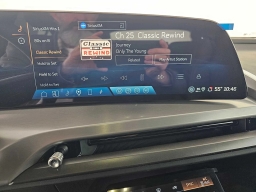 Cadillac VISTIQ Luxury AWD 4dr 2026