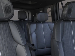 Cadillac VISTIQ Luxury AWD 4dr 2026