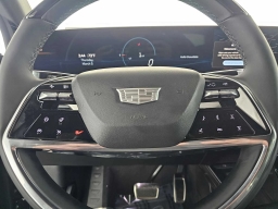 Cadillac VISTIQ Luxury AWD 4dr 2026