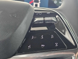 Cadillac VISTIQ Luxury AWD 4dr 2026