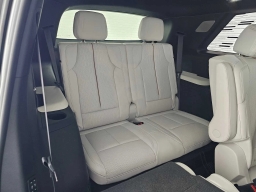 Cadillac VISTIQ Luxury AWD 4dr 2026