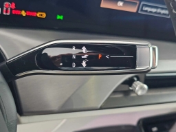 Cadillac VISTIQ Luxury AWD 4dr 2026