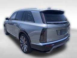 Cadillac VISTIQ Premium Luxury AWD 4dr 2026