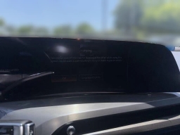 Cadillac VISTIQ Premium Luxury AWD 4dr 2026