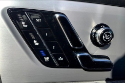 Cadillac VISTIQ Premium Luxury AWD 4dr 2026