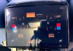 Cadillac VISTIQ Premium Luxury AWD 4dr 2026