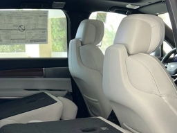 Cadillac VISTIQ Sport AWD 4dr 2026