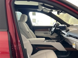 Cadillac VISTIQ Sport AWD 4dr 2026