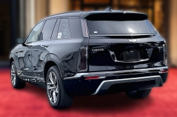 Cadillac VISTIQ Sport AWD 4dr 2026