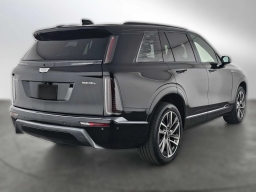 Cadillac VISTIQ Sport AWD 4dr 2026