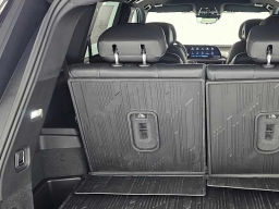 Cadillac VISTIQ Sport AWD 4dr 2026