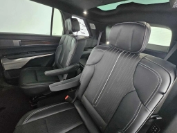 Cadillac VISTIQ Sport AWD 4dr 2026