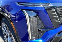 Cadillac VISTIQ Sport AWD 4dr 2026