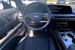 Cadillac VISTIQ Sport AWD 4dr 2026