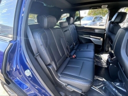 Cadillac VISTIQ Sport AWD 4dr 2026