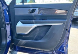 Cadillac VISTIQ Sport AWD 4dr 2026