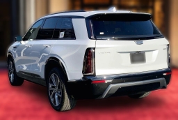 Cadillac VISTIQ Sport AWD 4dr 2026