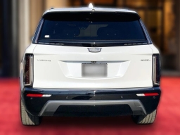 Cadillac VISTIQ Sport AWD 4dr 2026