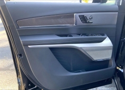 Cadillac VISTIQ Sport AWD 4dr 2026