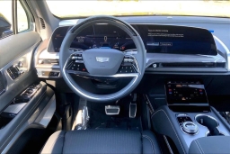 Cadillac VISTIQ Sport AWD 4dr 2026