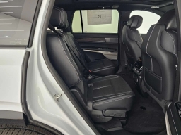 Cadillac VISTIQ Sport AWD 4dr 2026