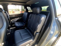 Cadillac VISTIQ Sport AWD 4dr 2026