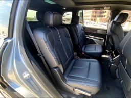 Cadillac VISTIQ Sport AWD 4dr 2026