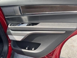 Cadillac VISTIQ Sport AWD 4dr 2026