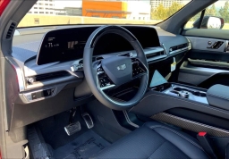 Cadillac VISTIQ Sport AWD 4dr 2026