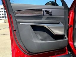 Cadillac VISTIQ Sport AWD 4dr 2026