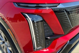 Cadillac VISTIQ Sport AWD 4dr 2026