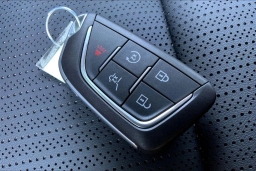 Cadillac VISTIQ Sport AWD 4dr 2026