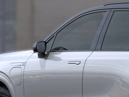 Cadillac VISTIQ Platinum AWD 4dr 2026