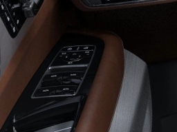 Cadillac VISTIQ Platinum AWD 4dr 2026