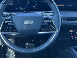 Cadillac VISTIQ Platinum AWD 4dr 2026