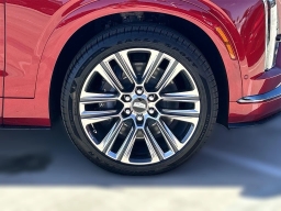 Cadillac VISTIQ Platinum AWD 4dr 2026