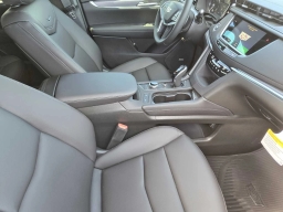 Cadillac XT5 FWD Luxury 4dr 2026