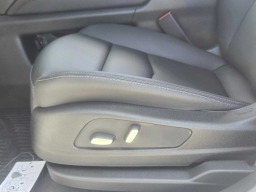 Cadillac XT5 FWD Luxury 4dr 2026